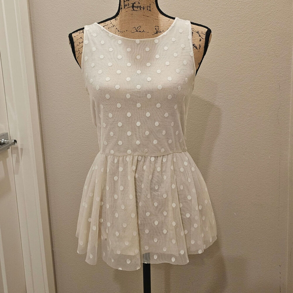 NWOT Black Saks Fifth Avenue Ivory Polka-Dot Mesh Seeveless Peplum Top Size M